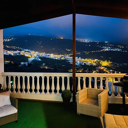 Pintadera House Vulcano 아파트